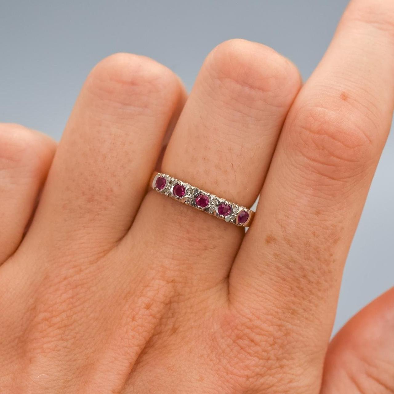 9ct Gold Ruby & Diamond Ring