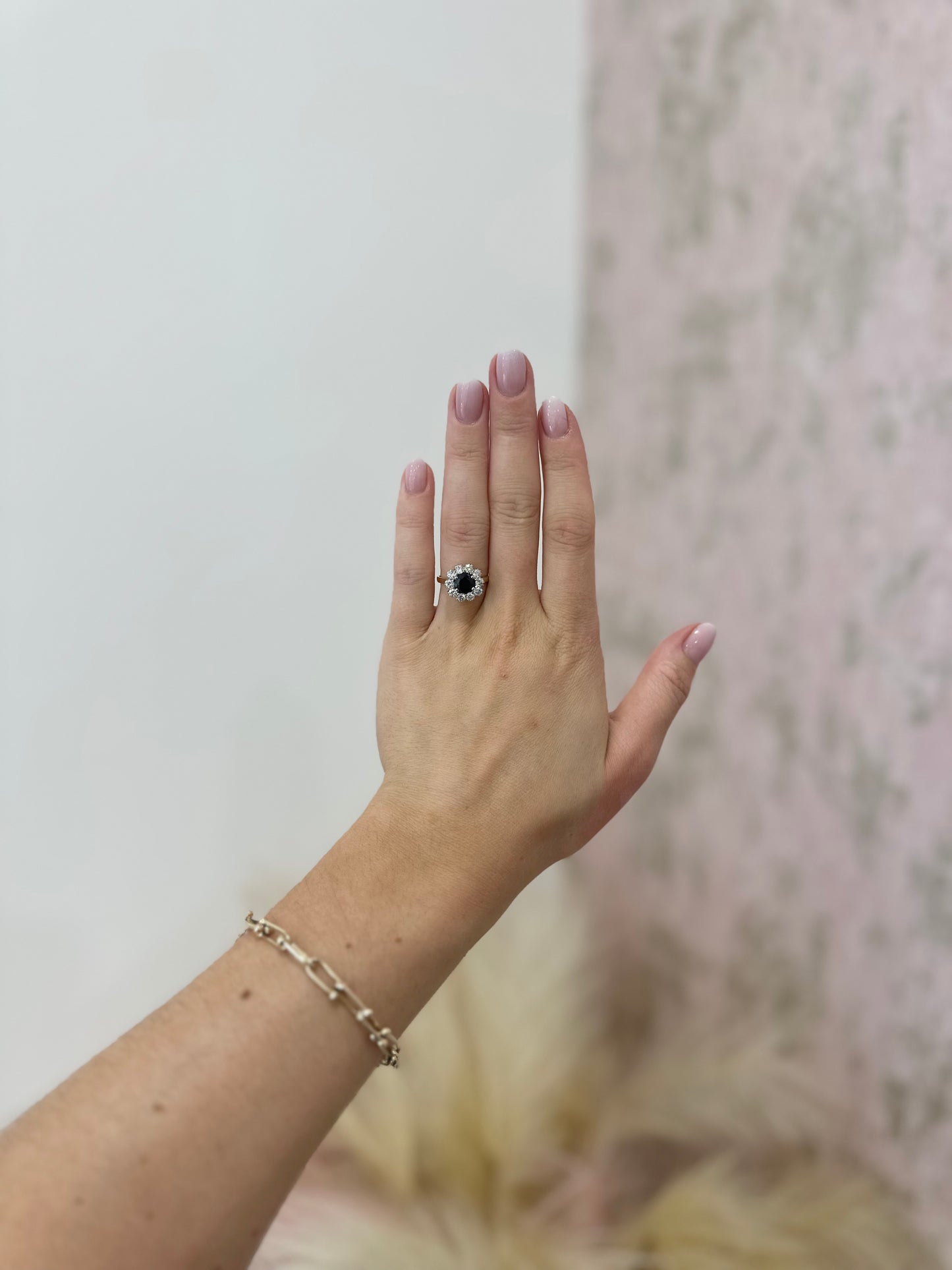 18ct Gold Sapphire & Diamond Ring