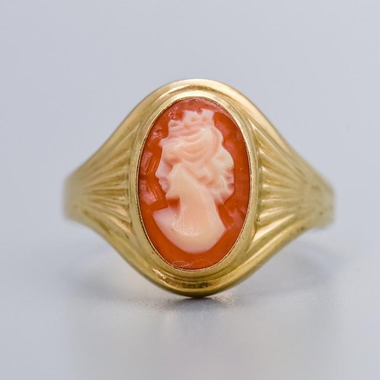 9ct Gold Cameo Ring